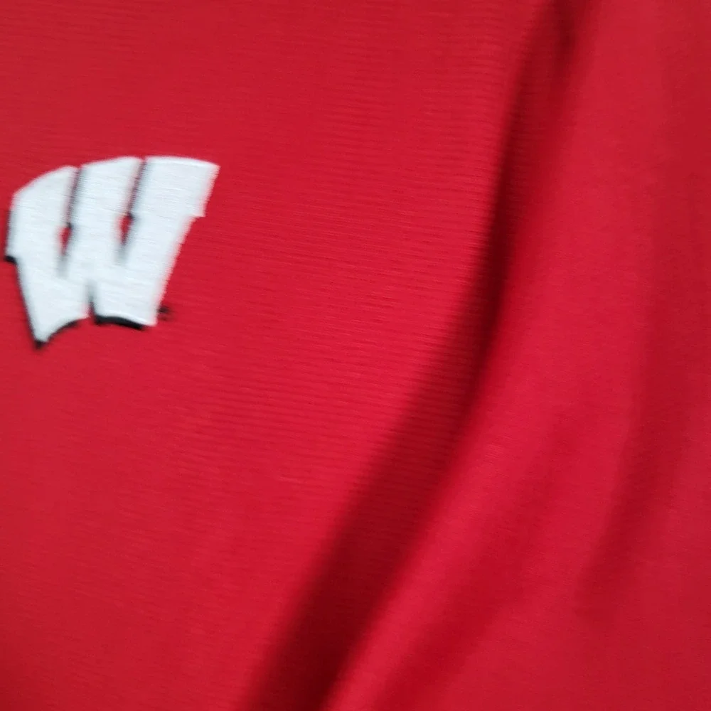 Adidas Pullover Men's XL Red Wisconsin Badgers Athletic‎ Performance Sweatshirt